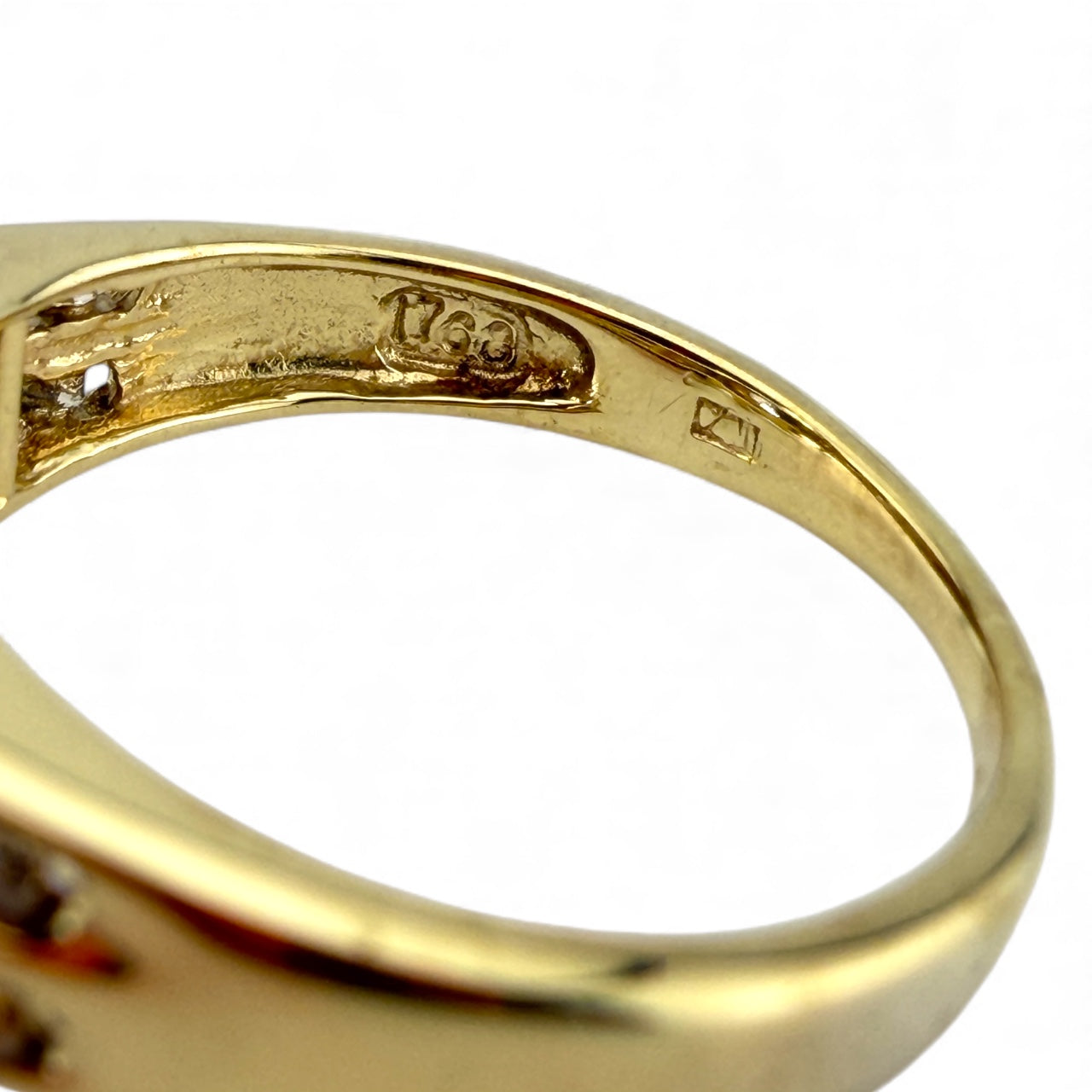 Yellow 10K Tanzanite & .25CTW Diamond Ring