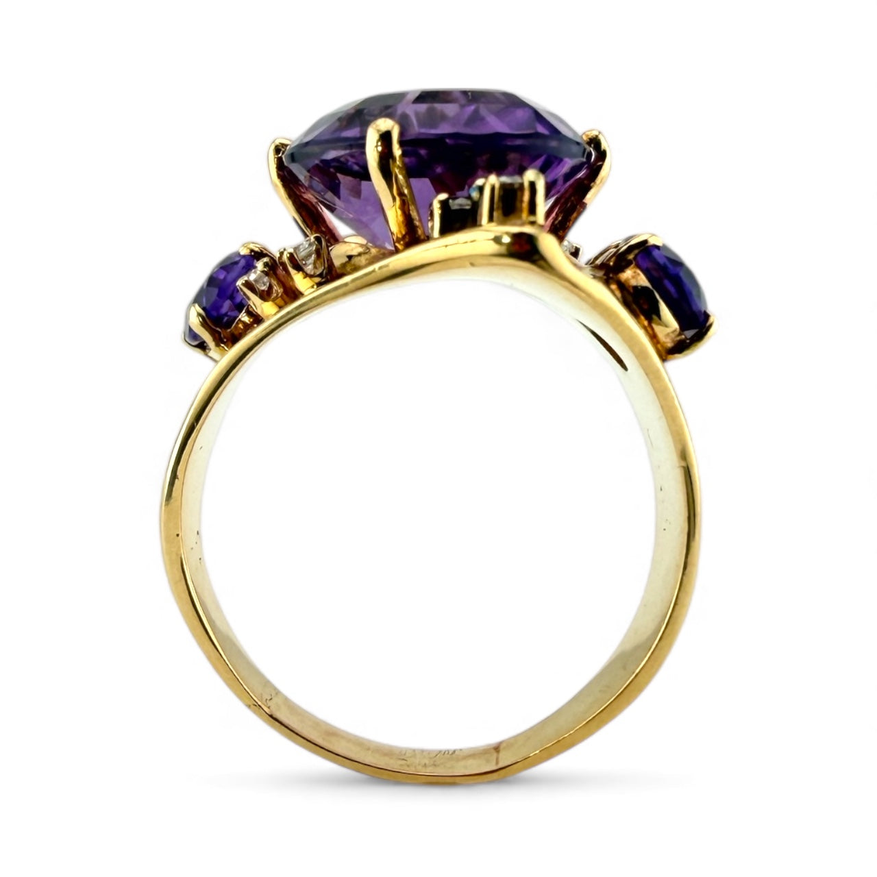 Y14K 3-Stone Amethyst & .17CTW Diamond Ring