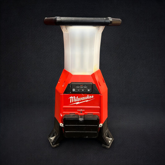 Milwaukee 9000 Lumen Light
