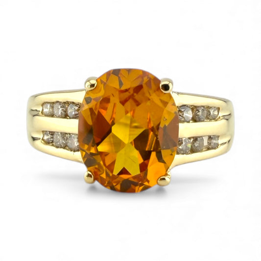 Y14K Citrine & .12CTW Diamond Ring