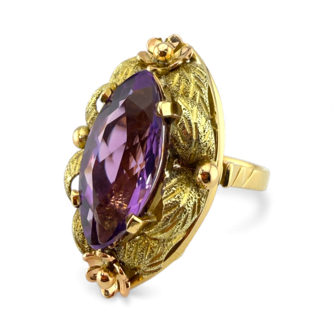 Yellow 18K Amethyst Ring w/Leaf Design
