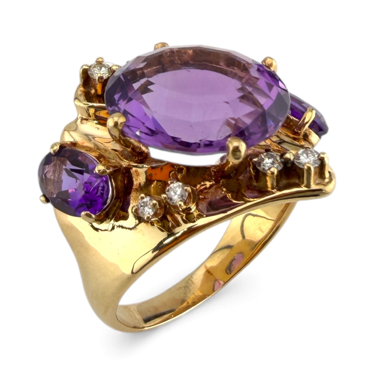 Y14K 3-Stone Amethyst & .17CTW Diamond Ring
