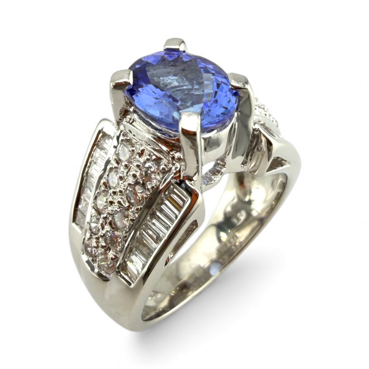 .900 Platinum Tanzanite & 1.2CTW Diamond Ring