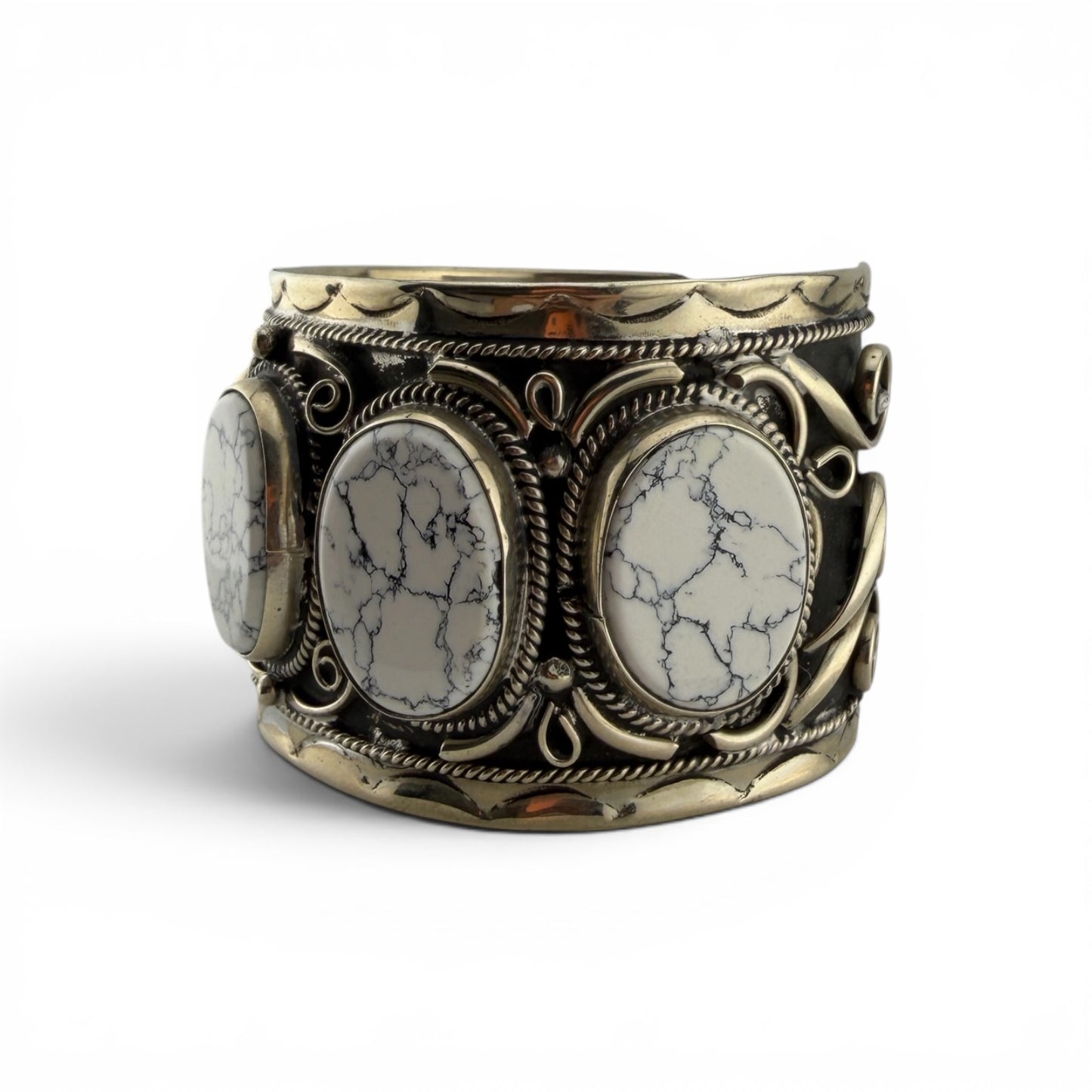 Native American Sterling Silver Cuff Bracelet / Signed Begay
