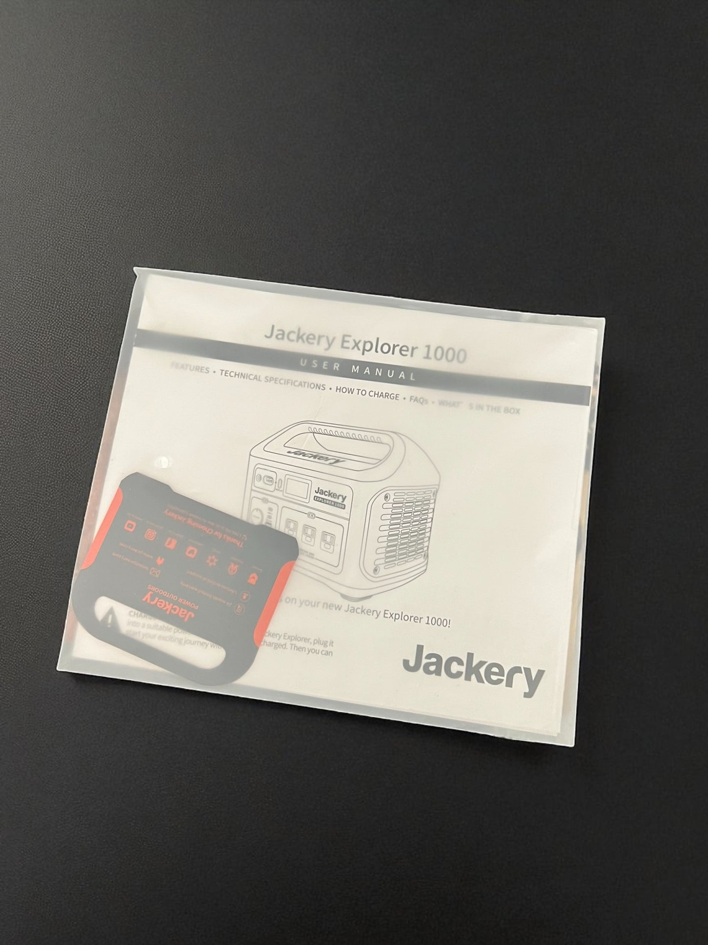 Jackery Explorer 1000 Generator w/5 Solar Panels